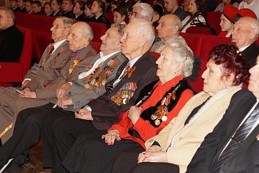 В Бузулуке торжественно открыли Год памяти и славы